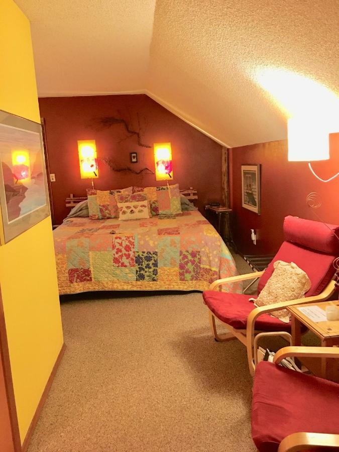 Manitou Lodge Forks Ngoại thất bức ảnh