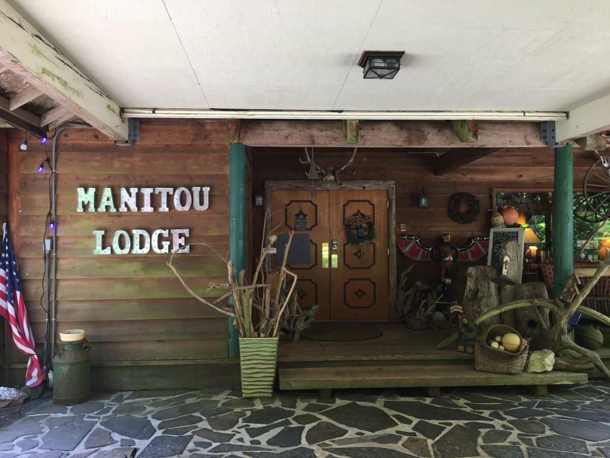 Manitou Lodge Forks Ngoại thất bức ảnh