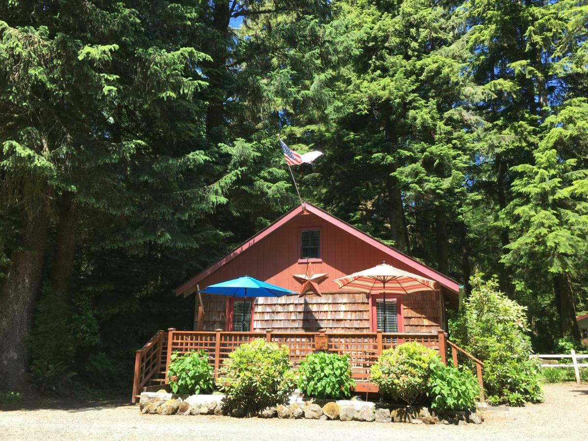 Manitou Lodge Forks Ngoại thất bức ảnh