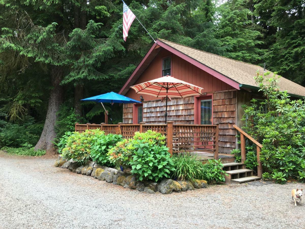 Manitou Lodge Forks Ngoại thất bức ảnh