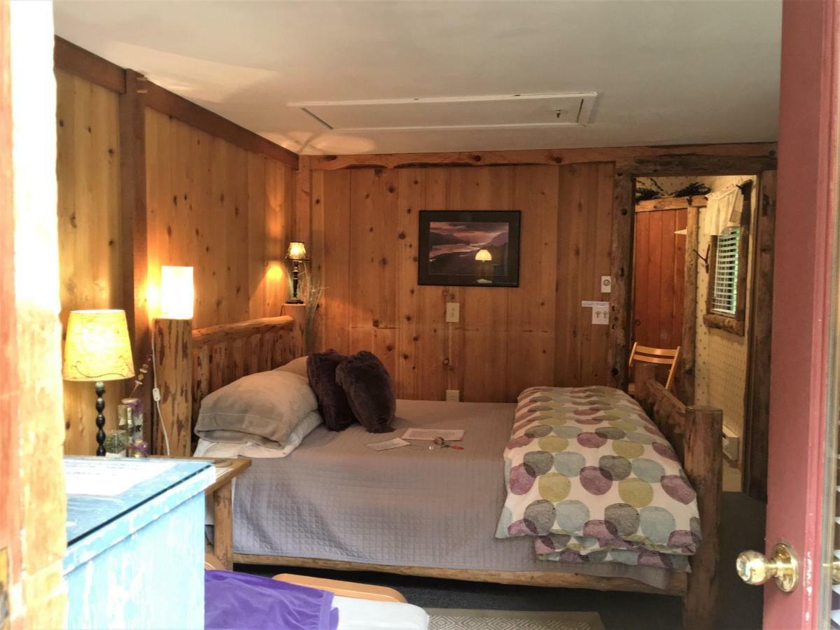 Manitou Lodge Forks Ngoại thất bức ảnh