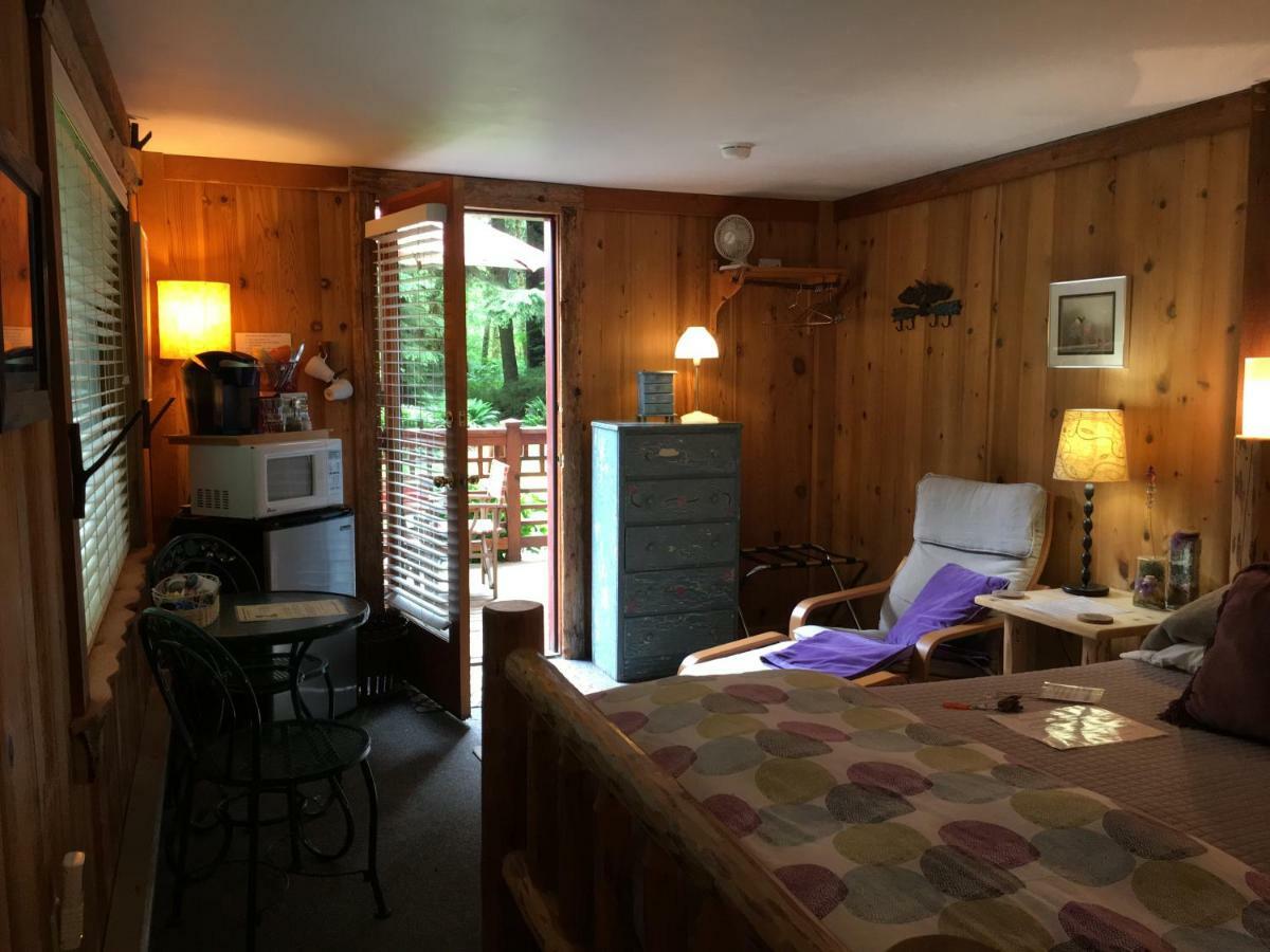 Manitou Lodge Forks Ngoại thất bức ảnh